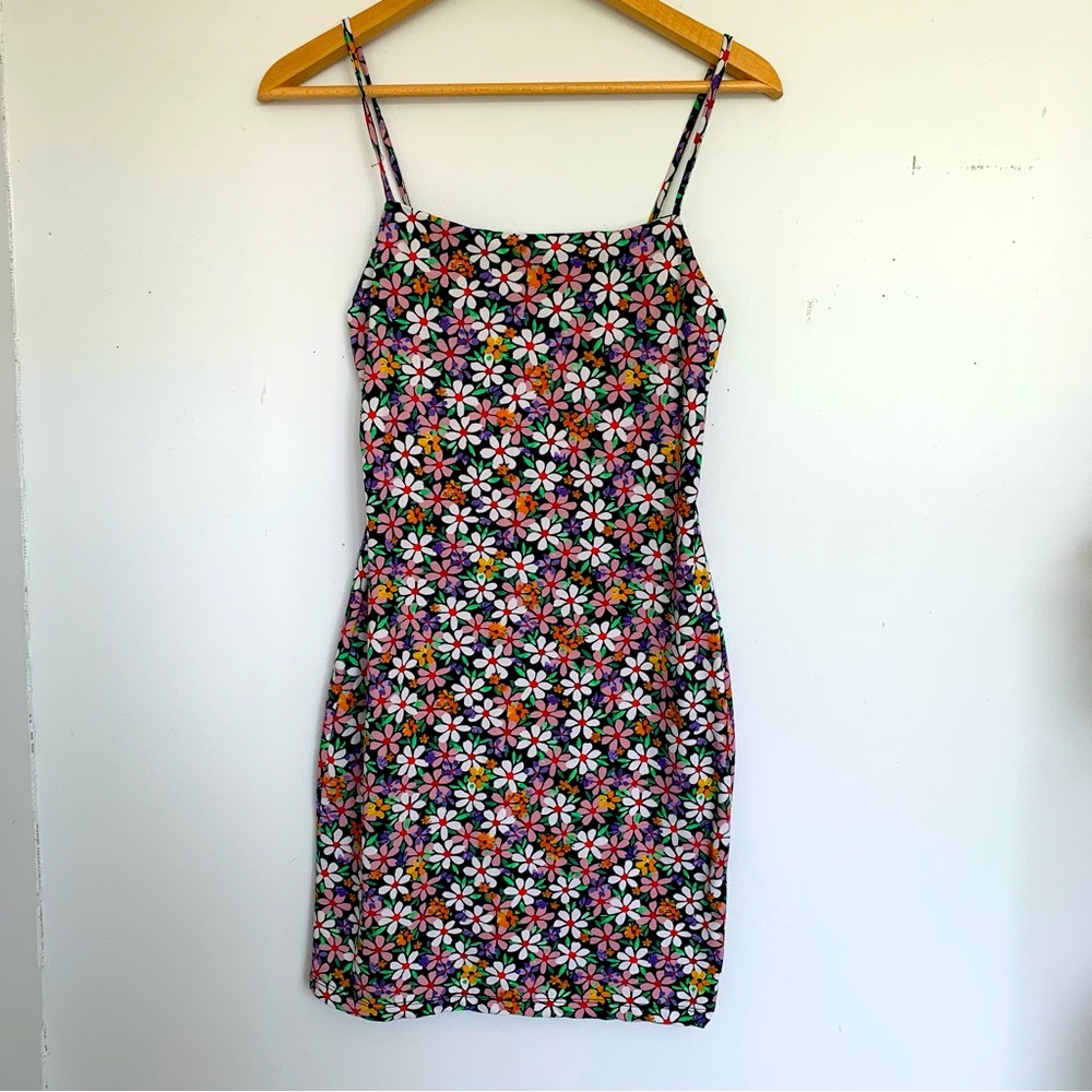 ZARA FLORAL RETRO MINI DRESS - Picture 4 of 11